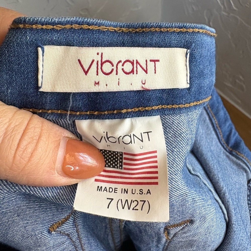 Vibrant Denim Flare Jeans in Blue - Picture 5 of 5